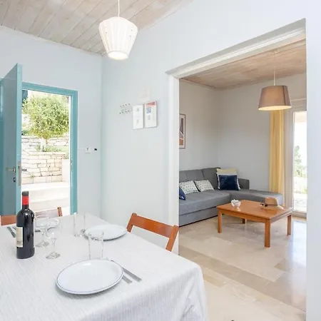 Villa Persephone Katávolos
